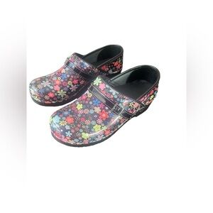 Sanita Koi Floral Clog Shoe Size 37 (US 6)